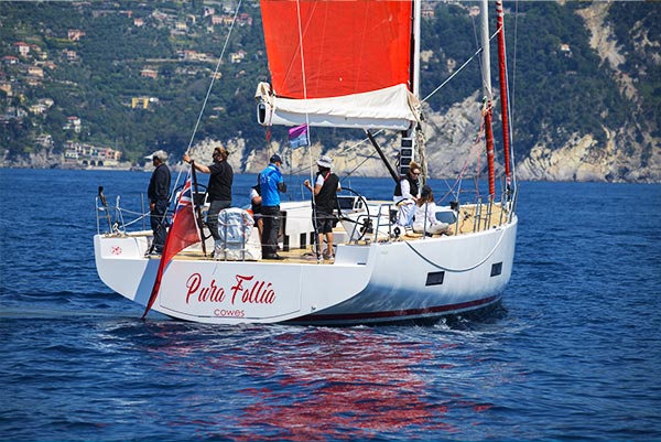 Pura Follia, yacht a vela ICE 60